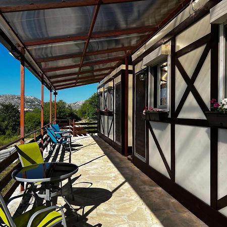 Glamping Lovcen Njegusi Exterior photo